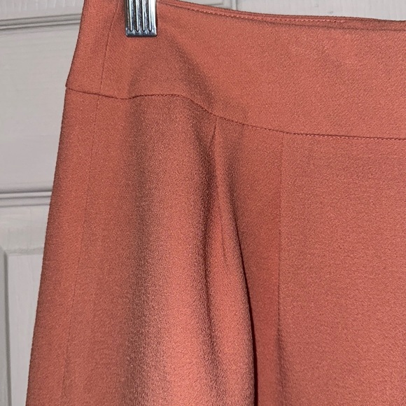 LOFT scallop skirt - Picture 2 of 3